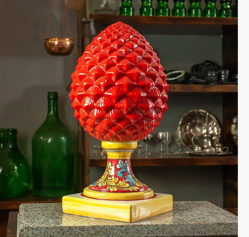 Pigne siciliane in ceramica di caltagirone